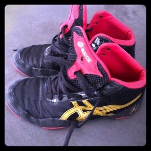 ASICS wrestling shoes youth 1.5